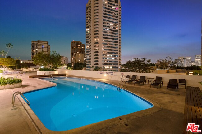 Building Photo - 10501 Wilshire Blvd