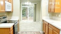 Building Photo - 16215 SW Blue Goose Ln