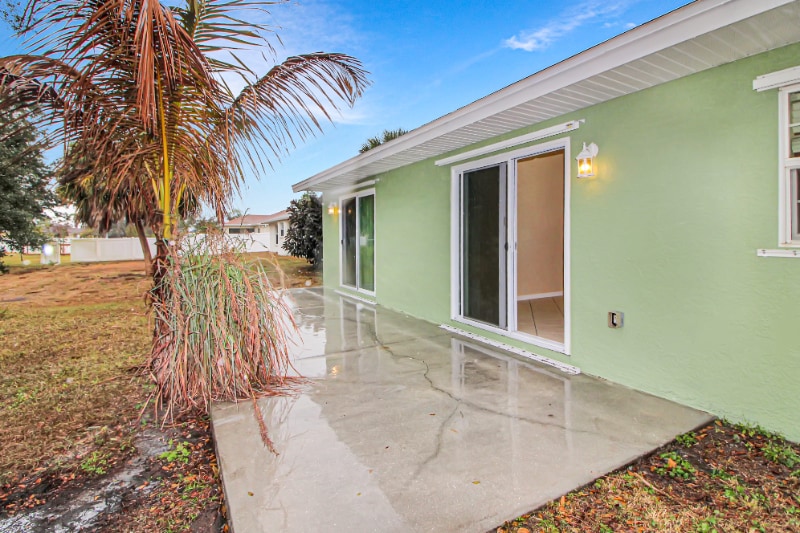 Building Photo - 3265 W Price Blvd