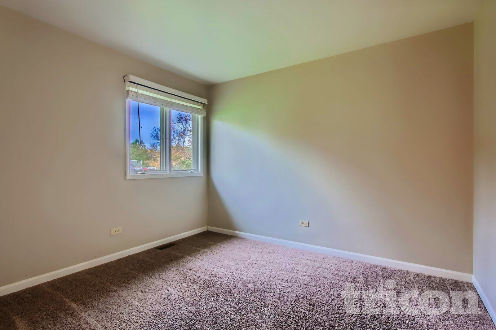 Building Photo - 7652 Brittany Ct