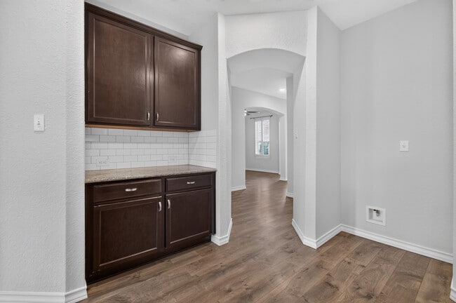 Building Photo - 118 Chisel Pt