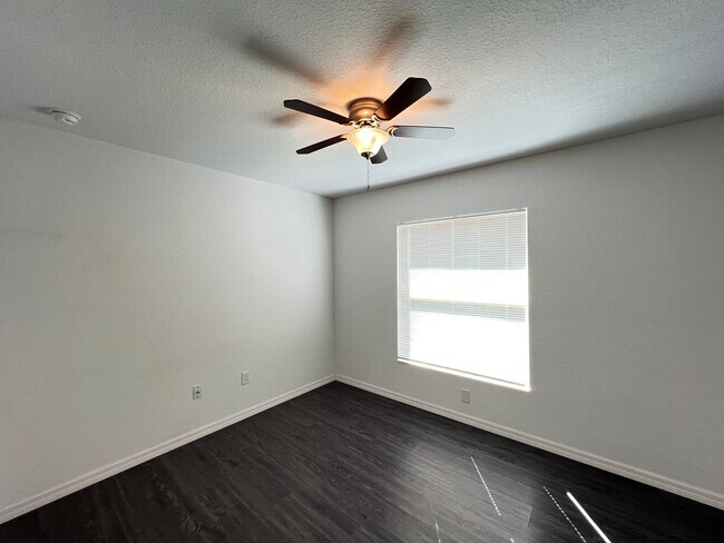 Building Photo - 111 Fisher Rd