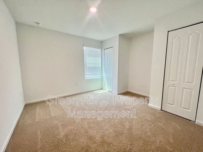 Building Photo - 83 Tidal Bch Ave
