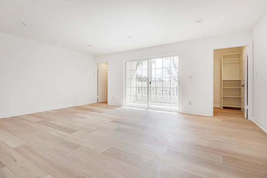 Building Photo - 15121 Marlin Pl