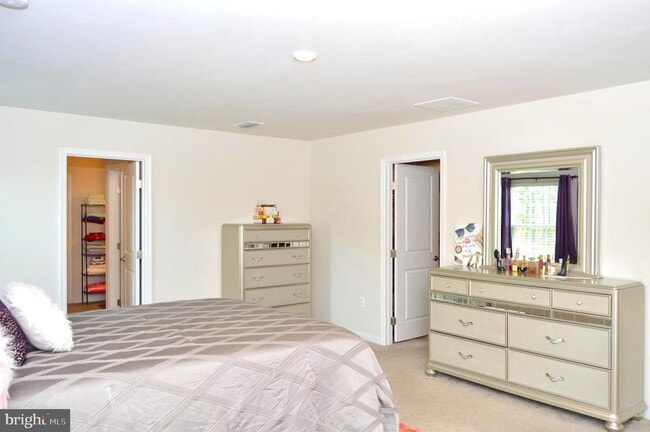 Building Photo - 5520 Ivy Hill Dr