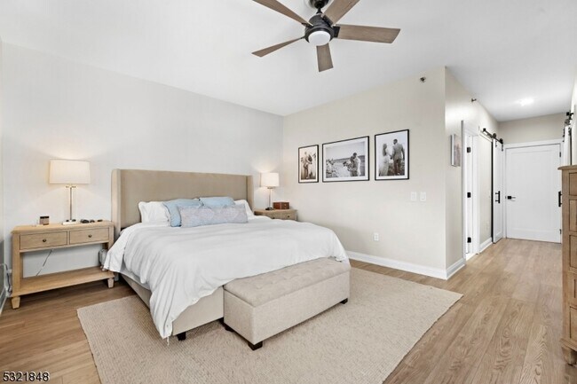 Building Photo - 1 Independence Way