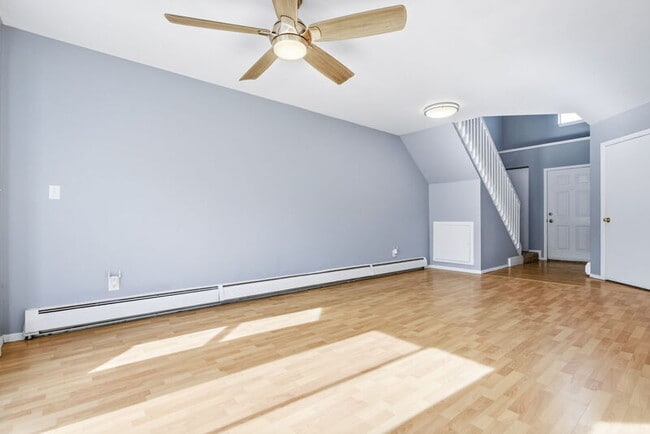 Building Photo - 5407 W 16th Ave