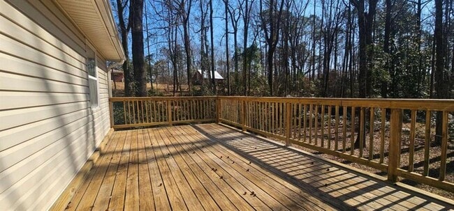 Building Photo - 6131 Rockbridge Rd SW