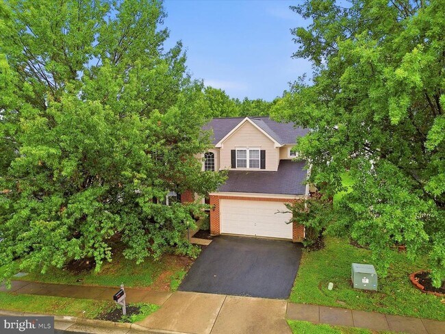 Building Photo - 10545 Turning Grass Way