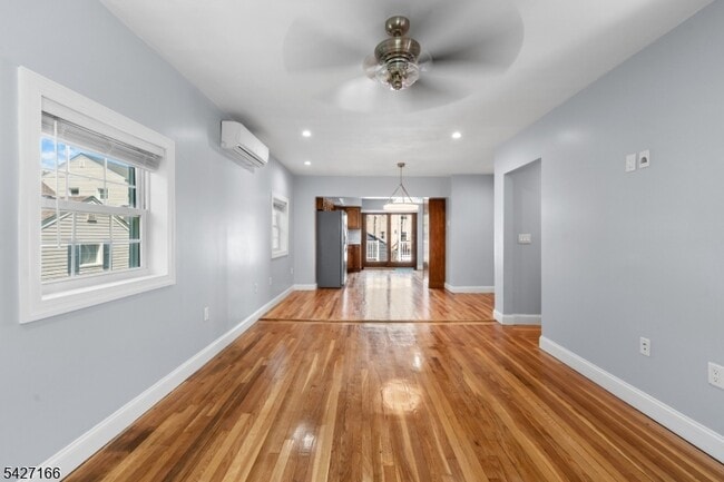 Building Photo - 12 Roosevelt Ave