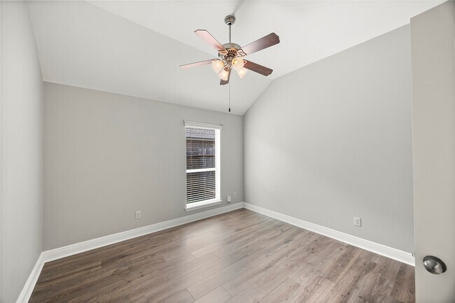 Building Photo - 31815 Forest Oak Ln