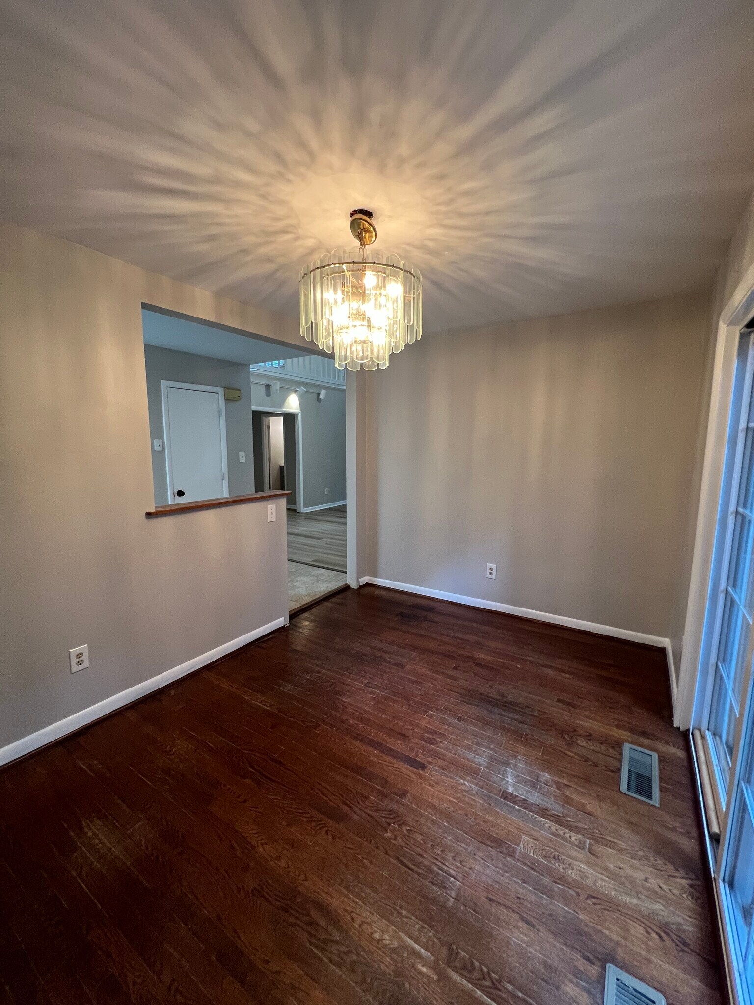 Building Photo - 1838 Ferncreek Pl