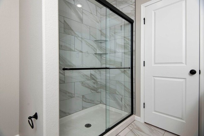 Building Photo - 861 S Parkside Cir