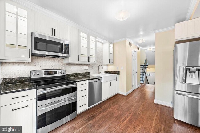 Building Photo - 2909 Espana Ct