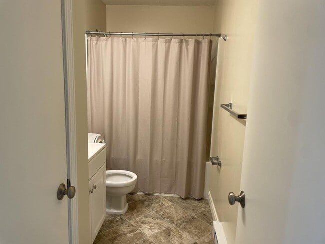 Building Photo - 1655 Pheasant Run