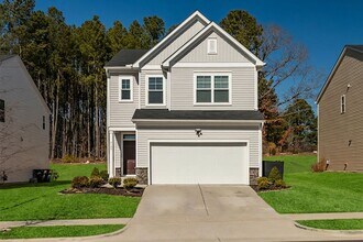 Building Photo - Bright, Spacious 3BR/2.5BA Home – Move-In Ready with Loft & Open Floor Plan