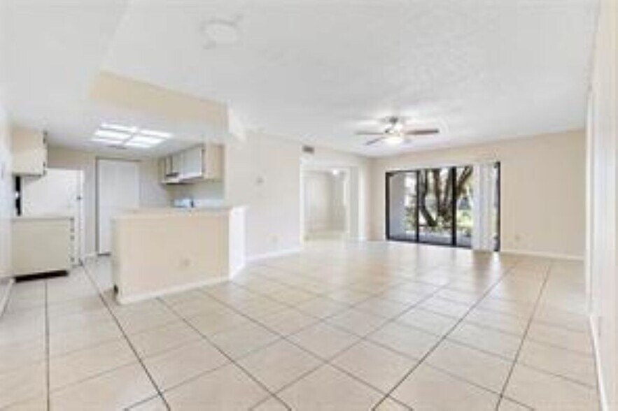 Building Photo - 9188 W Atlantic Blvd