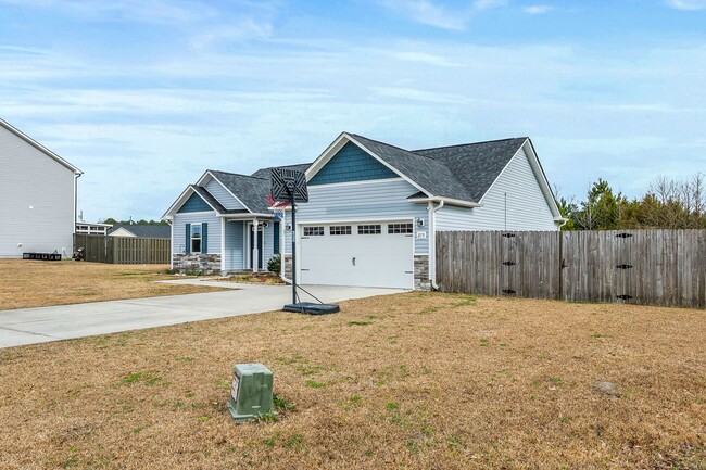 Building Photo - 215 Timber Jack Ct