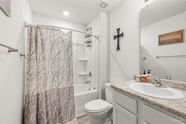 Building Photo - 5843 Belmont Stakes Rd