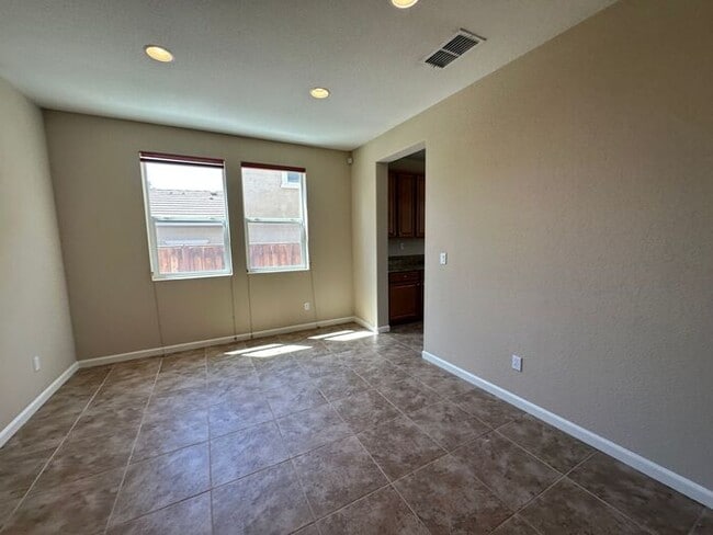 Building Photo - 2884 Garda Court