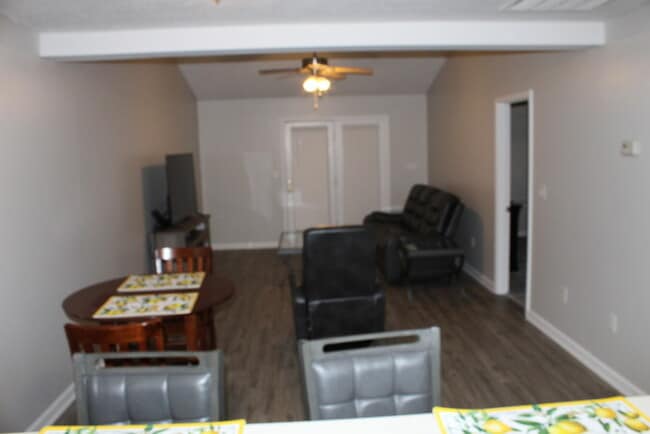 Building Photo - Fully Furnished Columbia County Rental