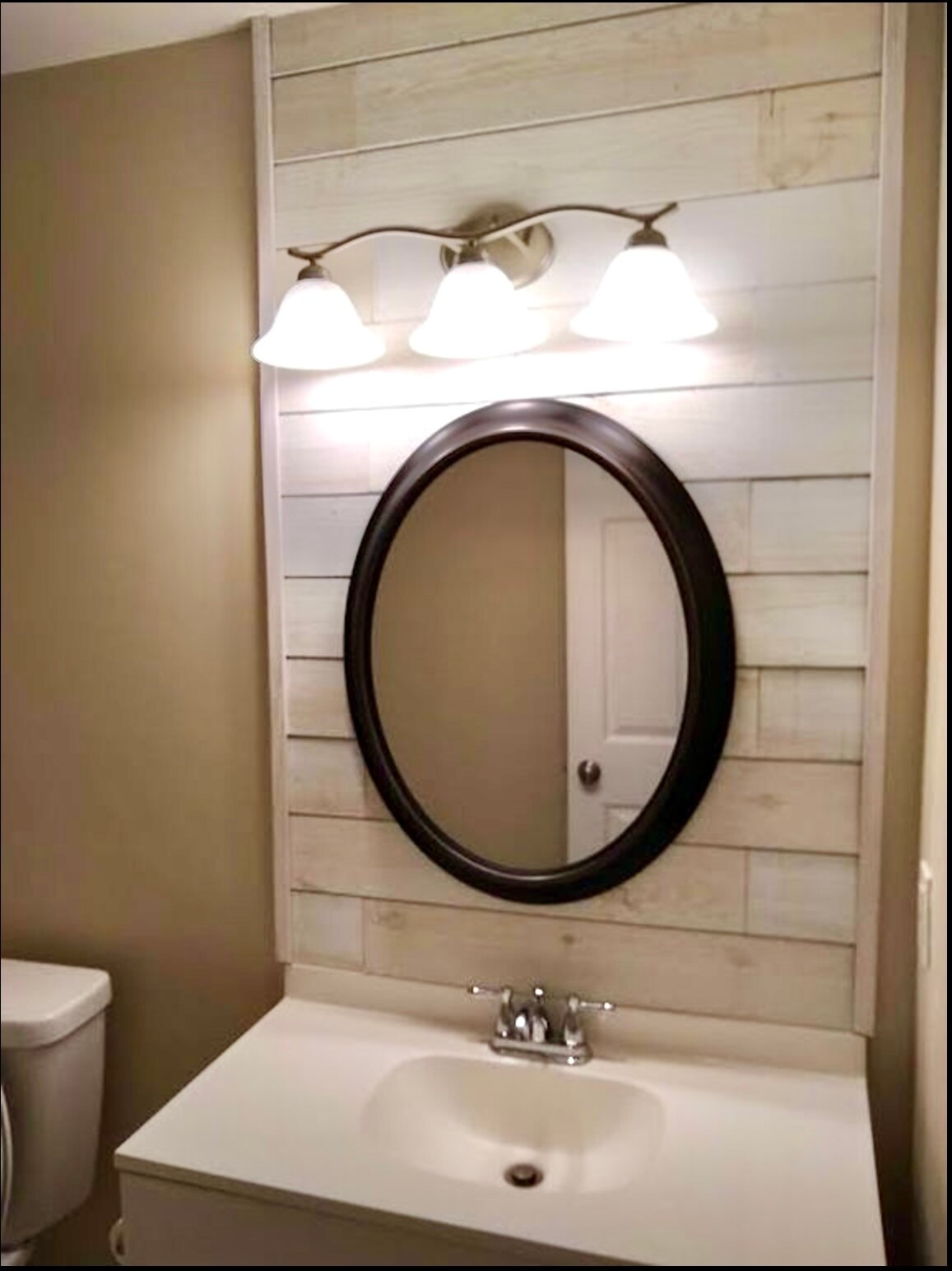 Building Photo - 12836 Woodmill Dr