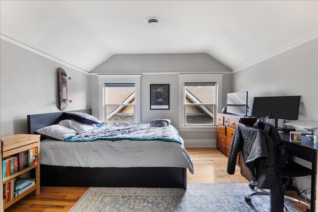 Building Photo - 1997-1999 Ashland Ave