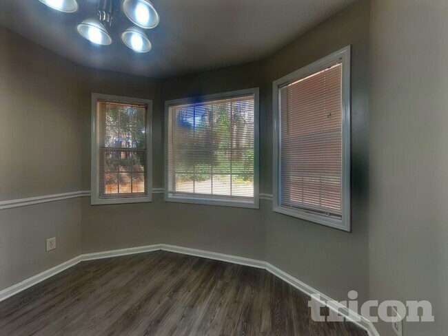 Building Photo - 850 Rambling Rose Ct NW