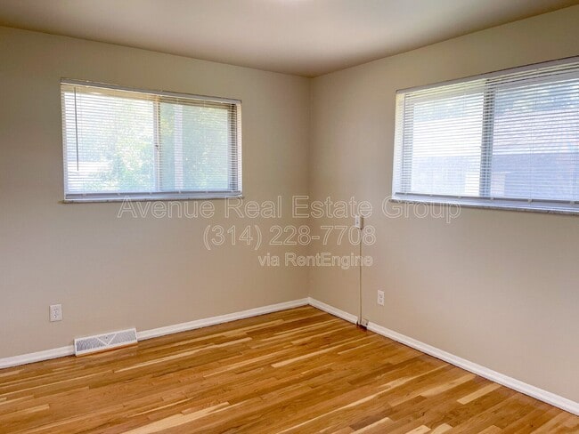 Building Photo - 4081 Esseldale Dr