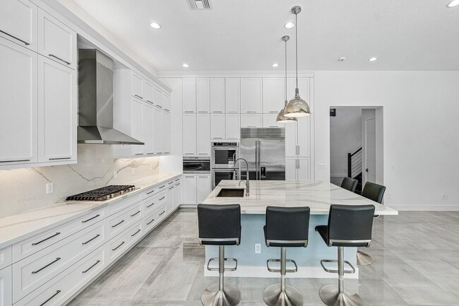 Building Photo - 9006 Dulcetto Ct