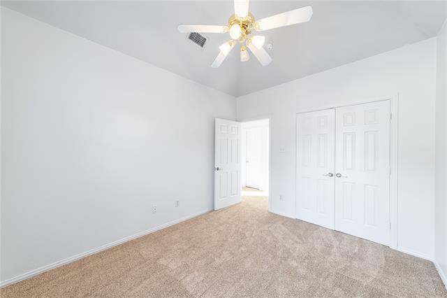 Building Photo - 3200 Heatherbrook Dr