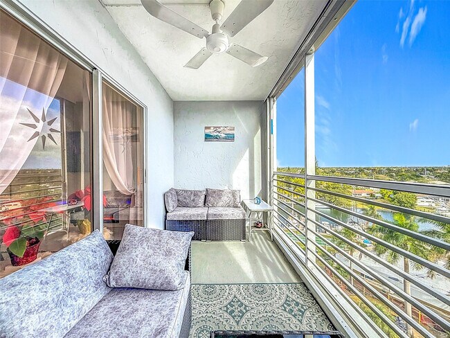 Building Photo - 2731 NE 14th Street Causeway