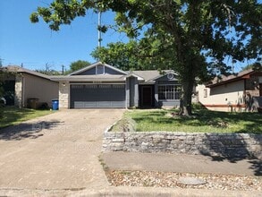 Building Photo - 6005 Avery Island Ave