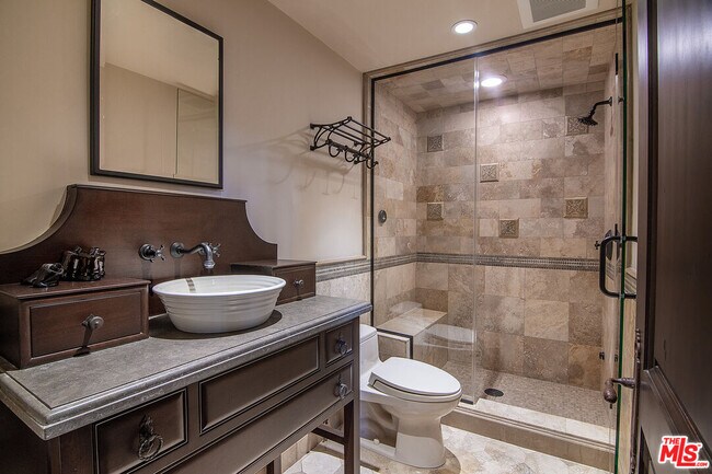 Building Photo - 1221 Minorca Dr
