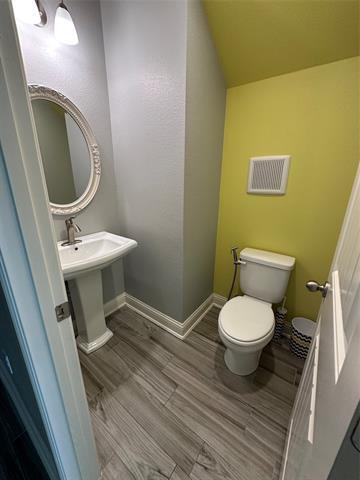 Building Photo - 6329 Saddlebrook Way