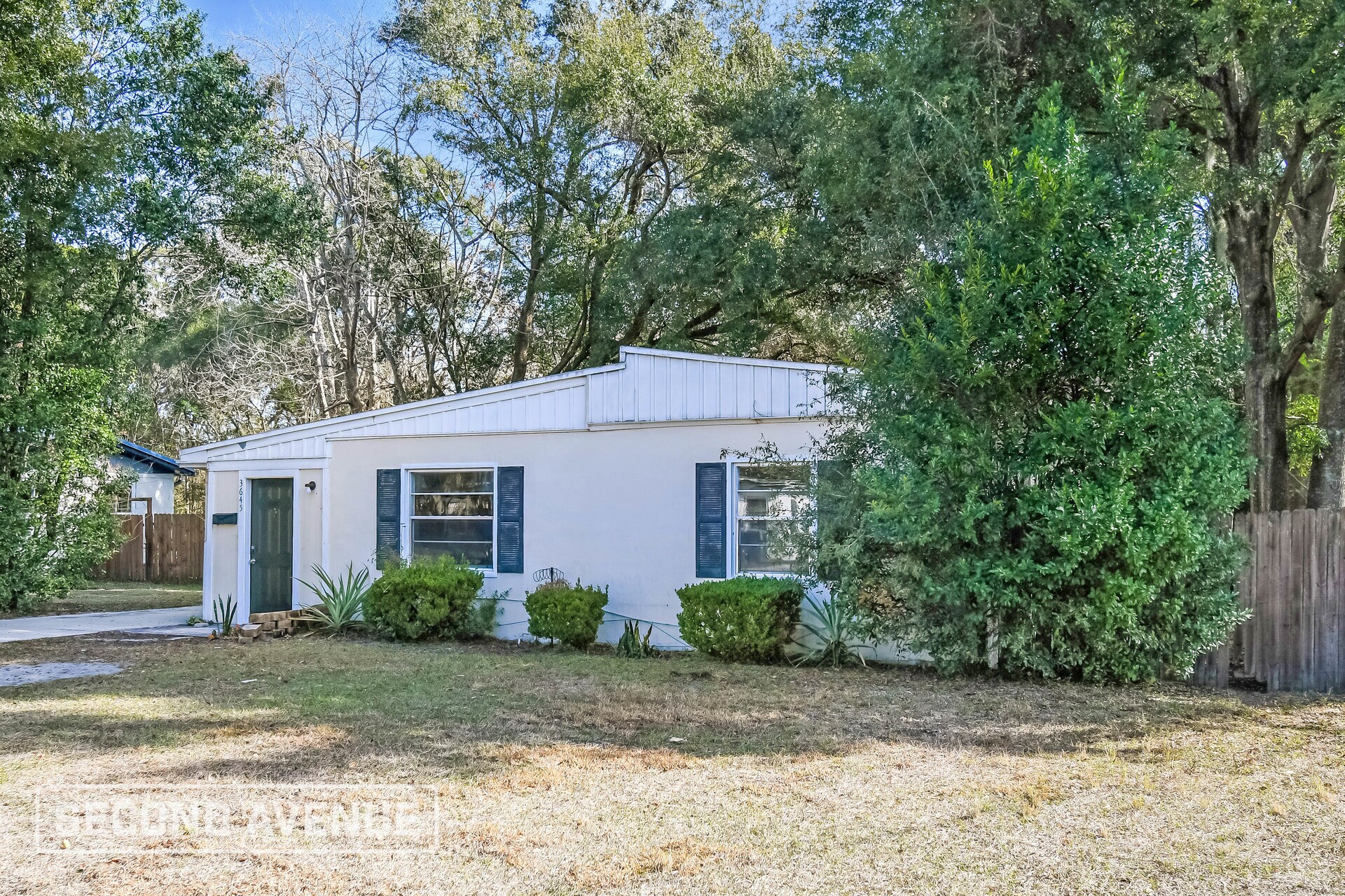 Building Photo - 3645 Peach Dr