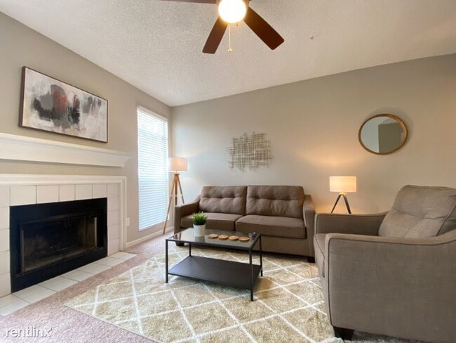 Building Photo - 2 br, 2 bath Townhome - 3401 Skysail Place