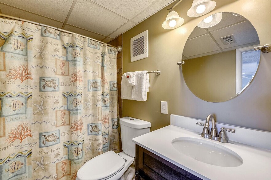 Building Photo - 2858 Joan Ave