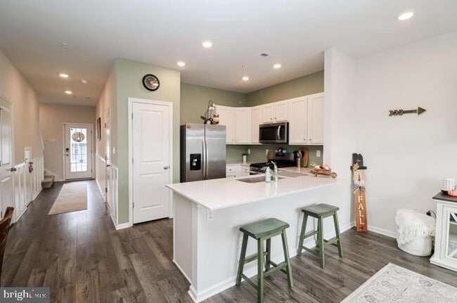 Building Photo - 364 Trego Avenue