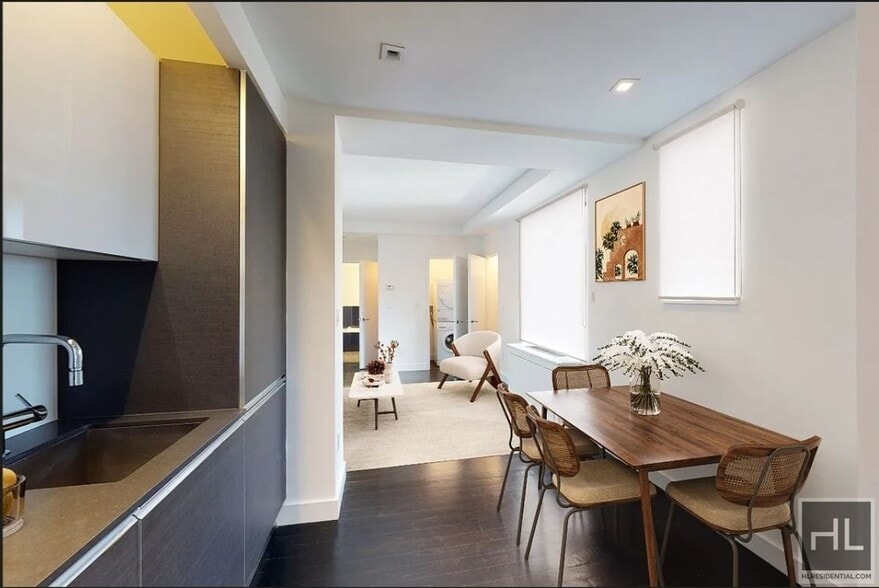 Building Photo - Penthhouse 1 bedroom 1 bathroom with Laundry / Doorman/ Gym / Roof deck/ WEST END AVENUE