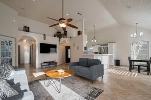 Building Photo - 30411 Arborg Dr