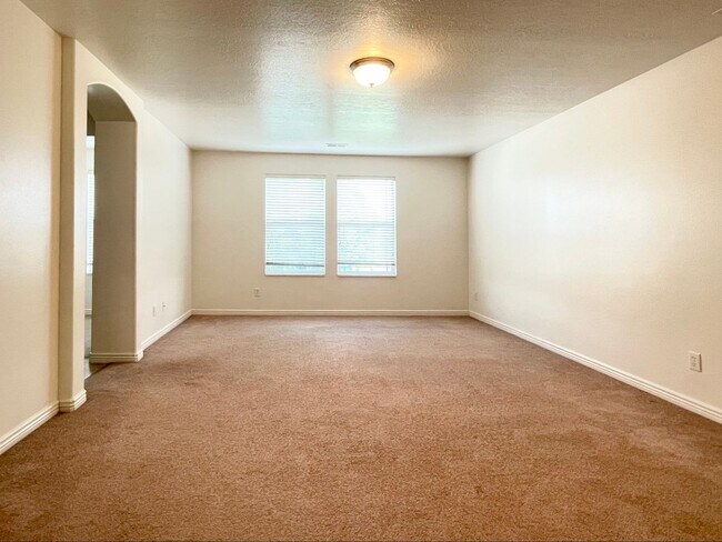 Building Photo - 5543 Copper Park Dr