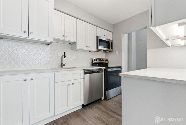 Building Photo - 43 Freeman St