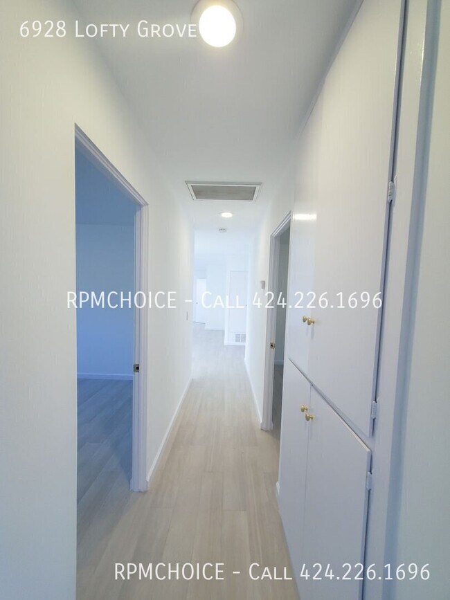 Building Photo - 6928 Lofty Grove Dr