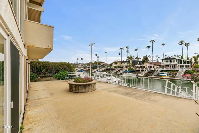 Building Photo - 2957 Seaview Ave