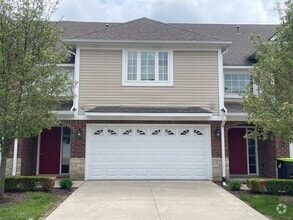 Building Photo - 3 BR, 2 1/2 BA, 2-Car, 1885 SF Townhouse, ...