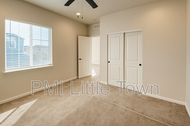 Building Photo - 8734 Middle Frk St