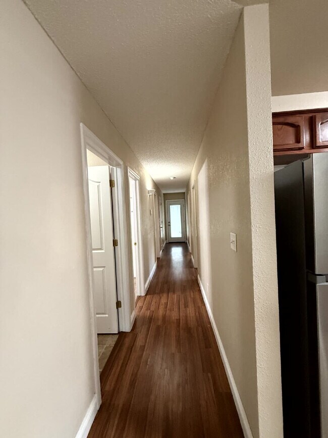 Building Photo - 14036 Volcanic Rock Dr