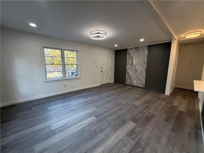 Building Photo - 1772 Martin Pl