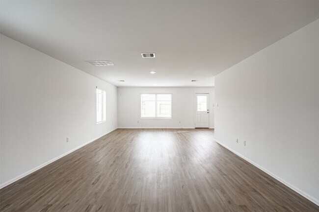 Building Photo - 9123 Estes Lks Dr